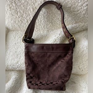 COACH SIGNATURE COLLECTION BROWN